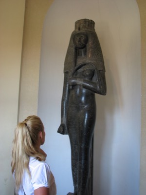 Admiring egyptian treasures