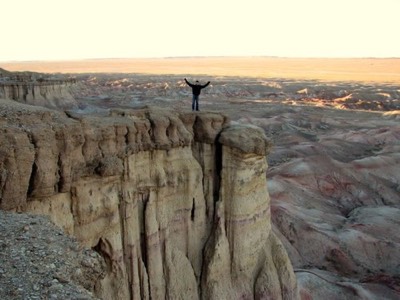 Joe on ledge at cliffs