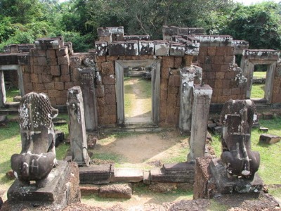 Lions guarding gate