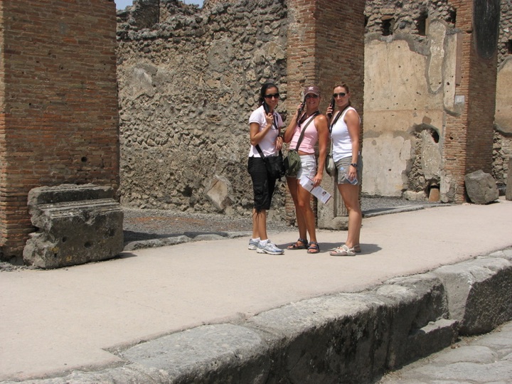 On a pompeii sidewalk with audiogui