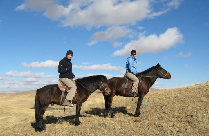 P and j on horseback