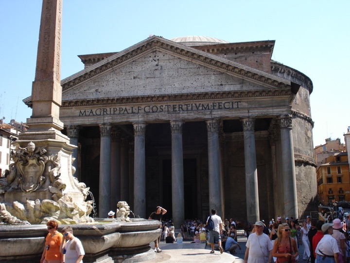 Pantheon in rome 2