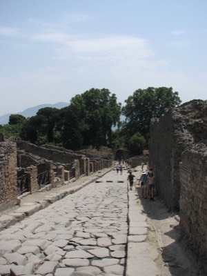 Road in pompeii