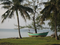 Fishing_boat_on_land Fishing_boat_on_land